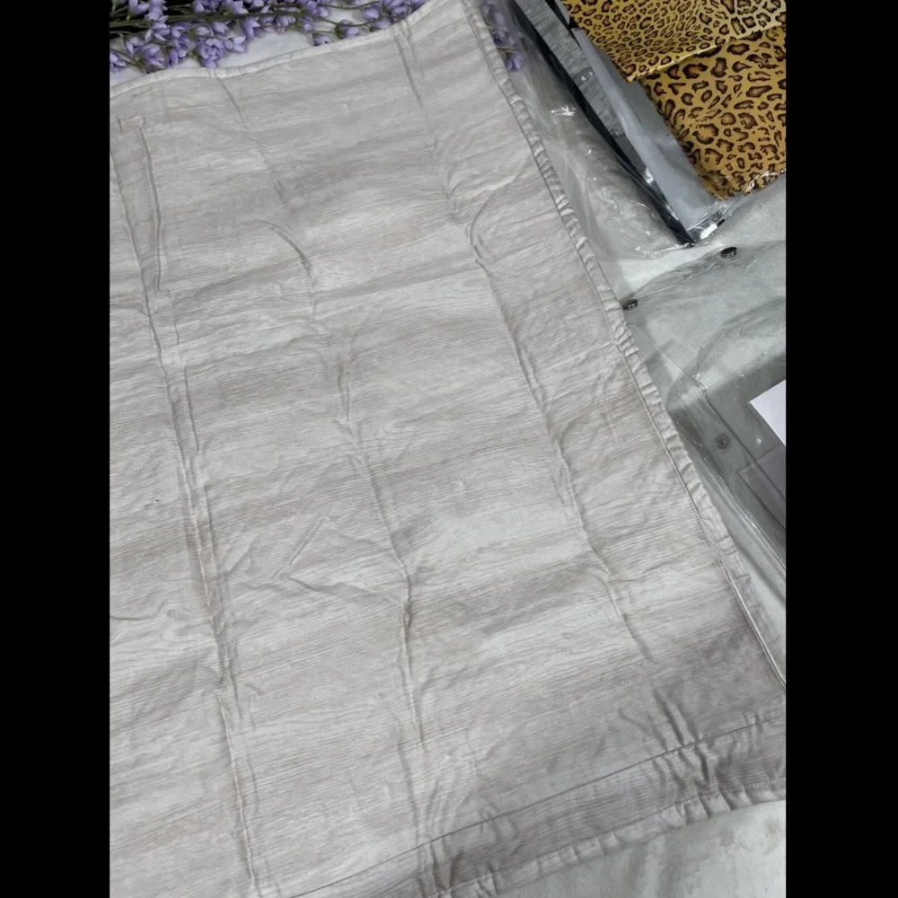NIB Hotel Collection Woodrose Quilted‎ 1 Euro Sham